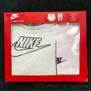 NIB Nike Sweater and Velvet Leggings Set Size 12 Months